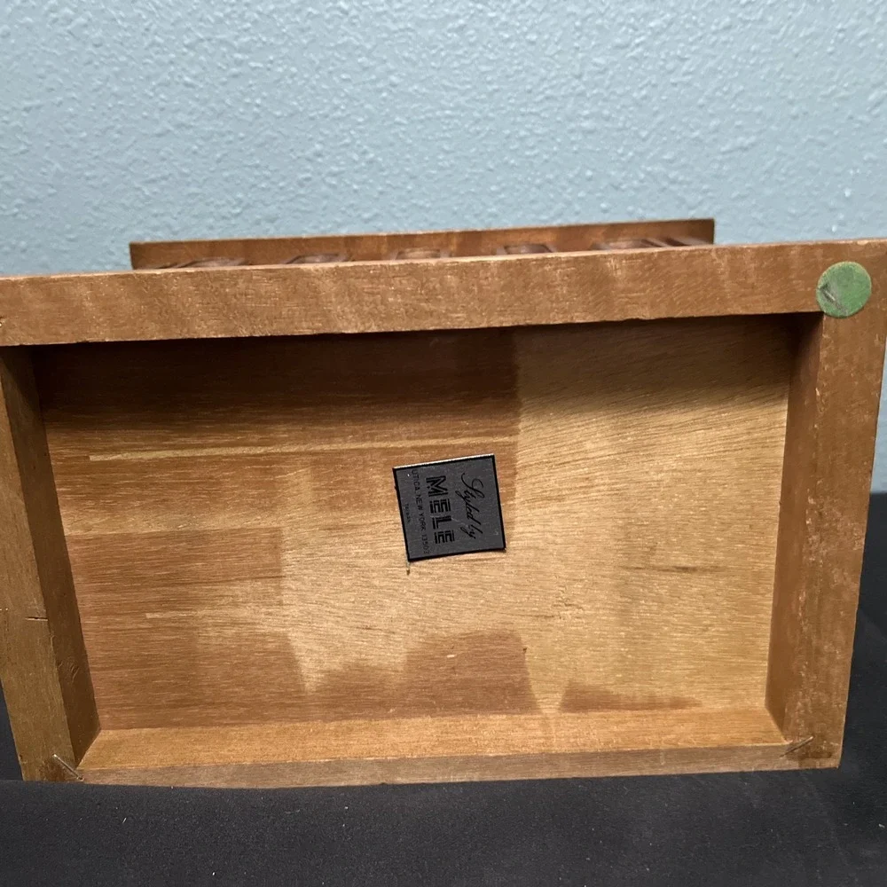 Vintage 60's Mele Wood Jewelry Chest Box Flip Up Lid / 2‎ Drawers Made In Taiwan